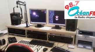 ocean_fm_studio_radio